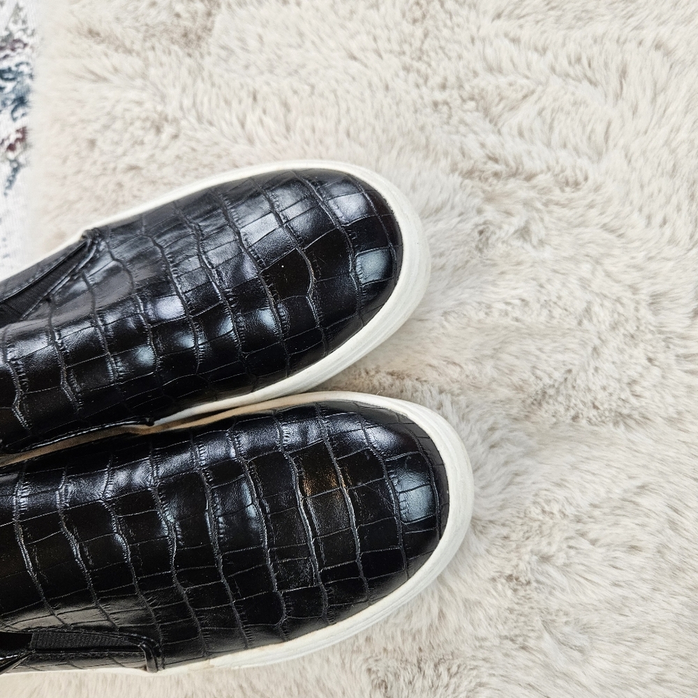 A New Day Women's Bibi Sneakers Black Snake Skin Like Print US 7.5 - Picture 7 of 9